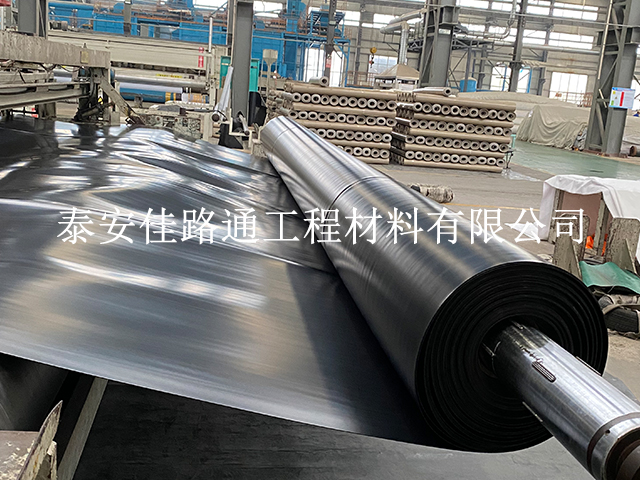 防滲土工膜施工中如何及時修復破損情況? 防滲土工膜施工中如何及時修復破損情況?