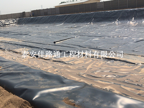 尾礦庫防滲土工膜搭接方法:高效與創新的結合 尾礦庫防滲土工膜搭接方法:高效與創新的結合