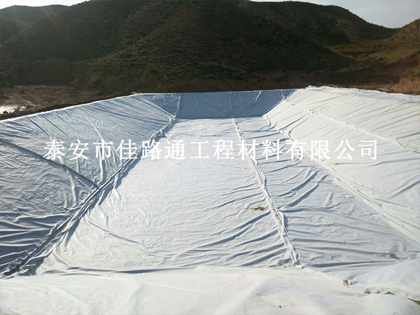 滌綸土工布質(zhì)量判斷標(biāo)準(zhǔn)：輕松掌握，確保品質(zhì)卓越