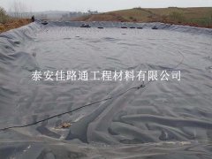 人工湖防滲膜效果差？6 大原因讓防滲功